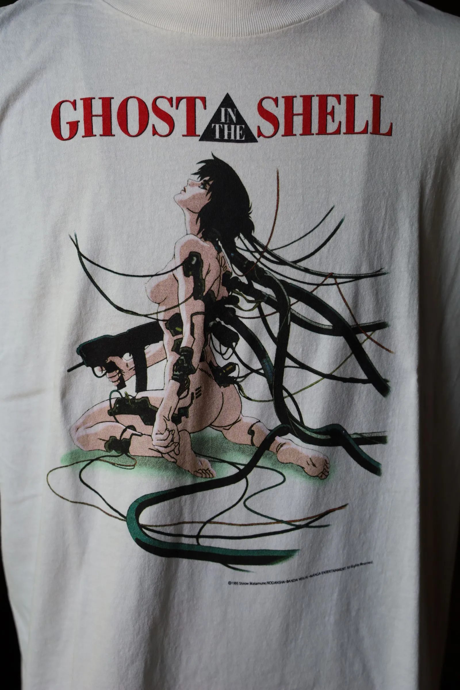 SAINT Mxxxxxx x GHOST IN THE SHELL ' GITS ' SS TEE/WHT Classic Big IP Ghost in the Shell co-branded Suzi Charge/Suzi Character TEE Off-white S-XL Cylindrical side seamless fabric 220g high gram weight OE yarn ⚠️Note: It is almost meaningless if it is not a cylindrical fabric Customized joint main mark/joint wash mark/little angel anti-counterfeiting label Original factory level printing factory Top purchasing agent level